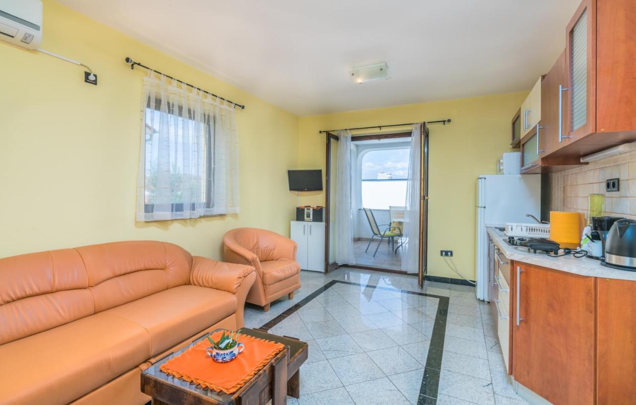 Apartment Rudika Klimno Luaran gambar
